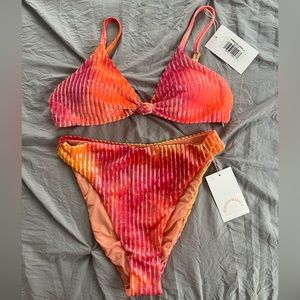 Dippin’ Daisies tie dye bikini set